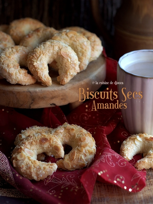 Biscuits croissant de lune aux amandes 