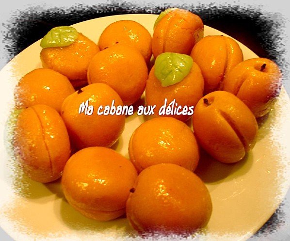 Abricots_en_p_te_d_amande_002