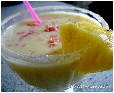 Milk shake léger au fromage blanc et ananas