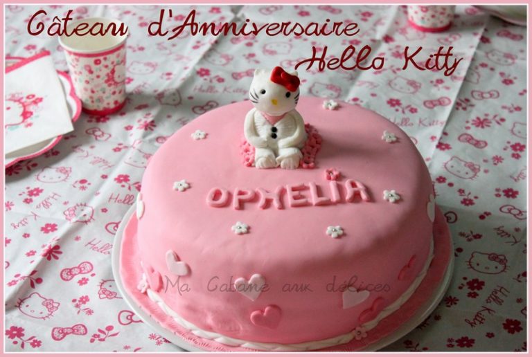 Gateau Damier Hello Kitty Pâte à Sucre