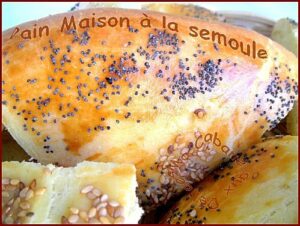 pain maison 100{390ade7d8eebb32bf0a14f607cc9f3b4591295ff65f536d2f076cfb297eb52dc} semoule