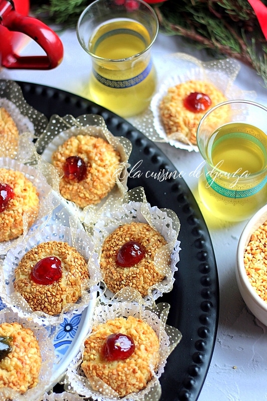 Petit gâteau au sesame (mcheweks) sans amande