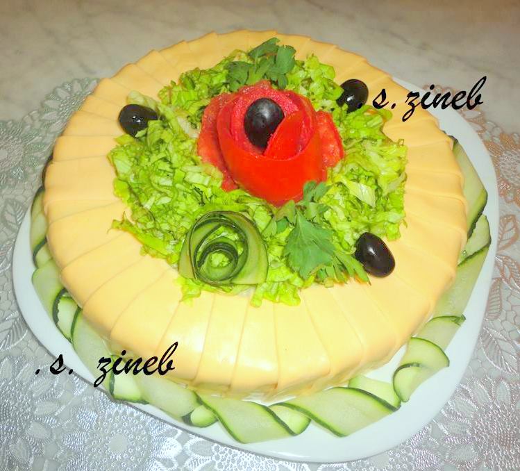 Gateau de riz en salade composée