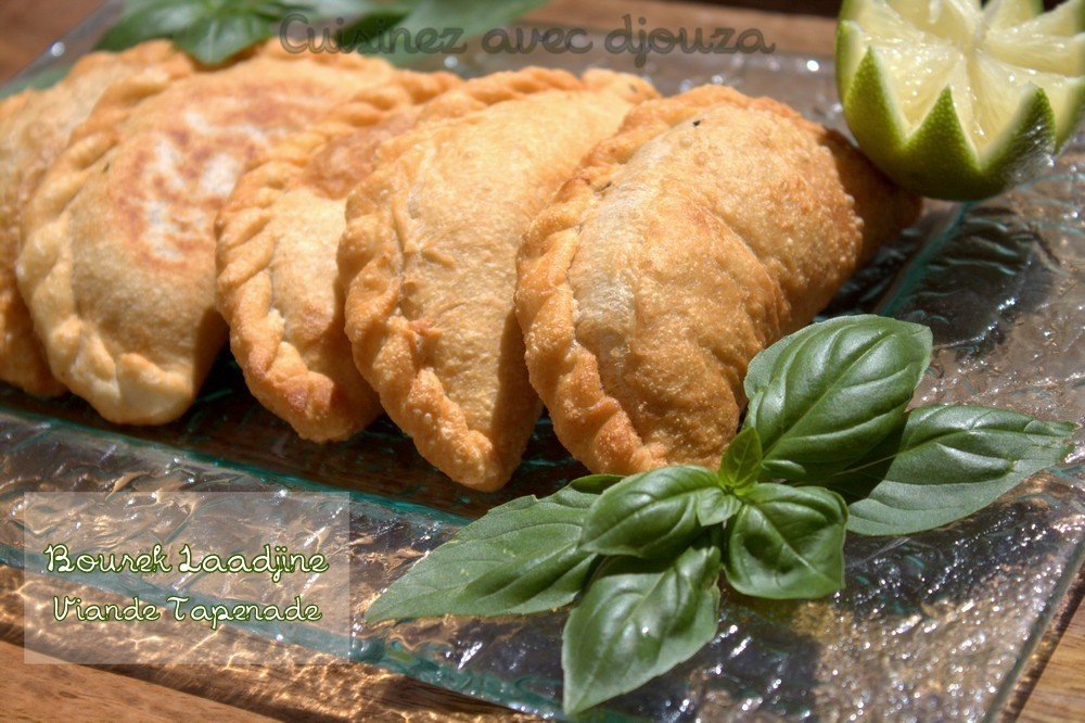 Bourek laadjine viande hachée et tapenade verte