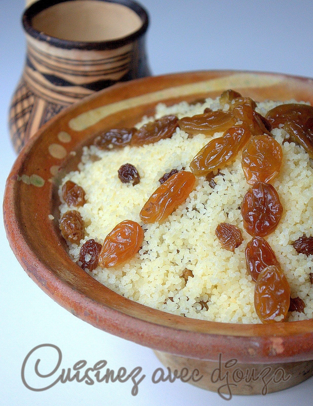 Mesfouf Algérien, Couscous Sucré aux Raisins Secs