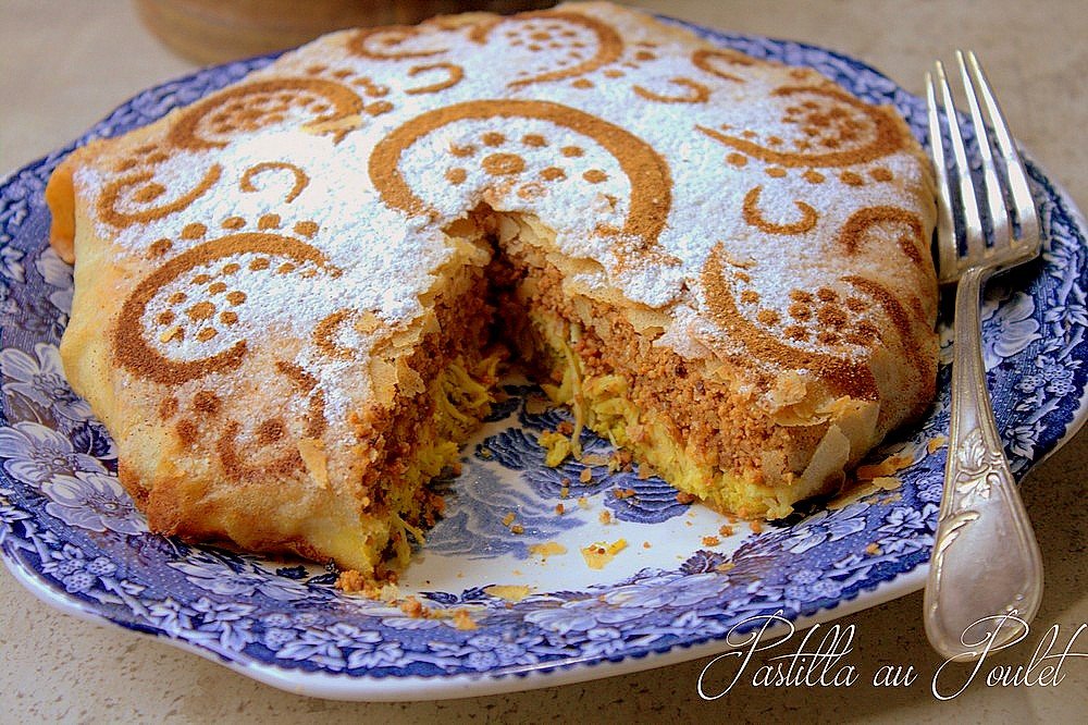 Pastilla traditionnelle tourte marocaine au poulet