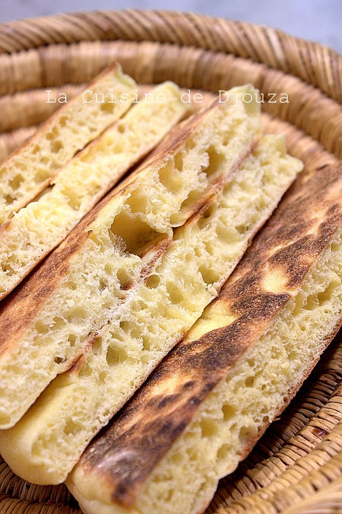 Pain traditionnel algérien au levain matloua