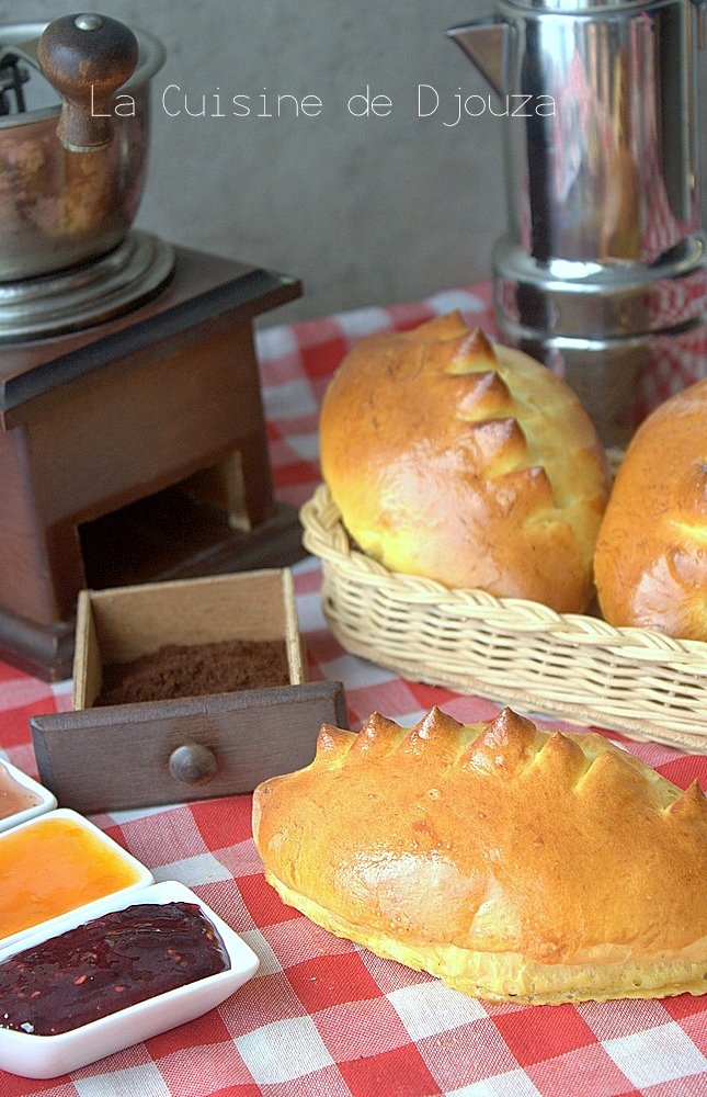 Brioches longues boulangères