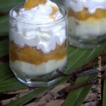 Verrine d'ananas frais caramélisée à la mousse mascarpone chantilly