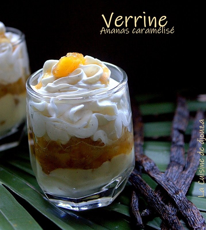 Verrine d'ananas frais caramélisée à la mousse mascarpone chantilly