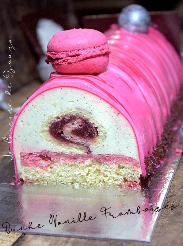 Buche de noel vanille framboise