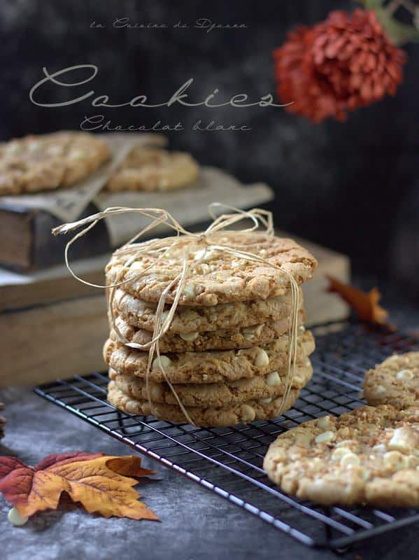 biscuits américains croustillants chocolat blanc et pralin