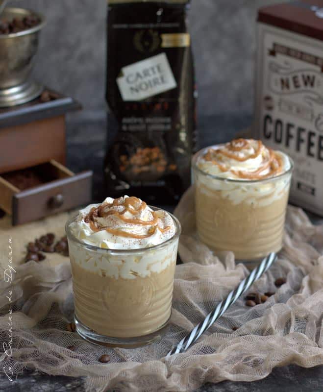 Macchiato caramel, boisson lactée au cafe