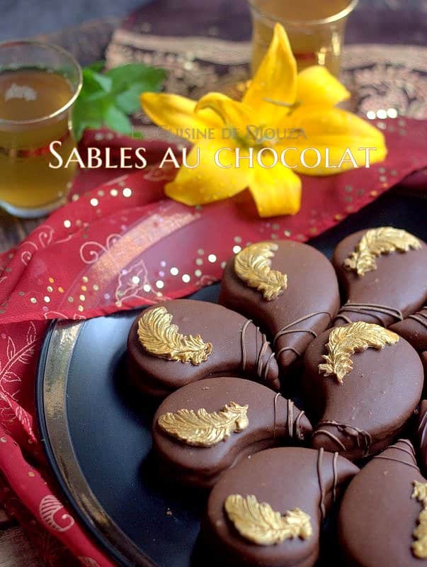 Recette de biscuits sablés fourrés et glacés