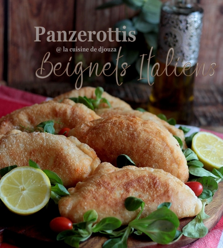 Beignets frits italiens panzerotti