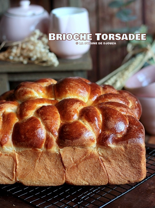 Brioche torsadée avec 5 oeufs