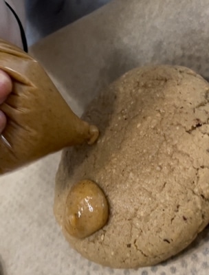 Comment garnir les cookies façon cédric grolet