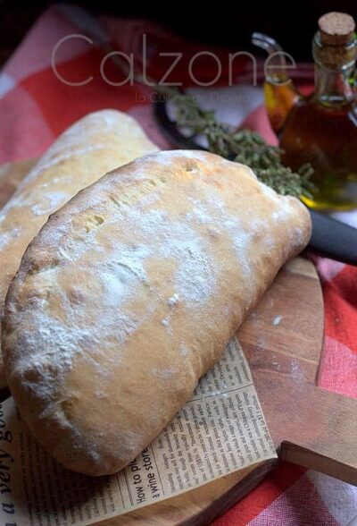 Calzone Pizza : Poivrons et Fromage Fondant !