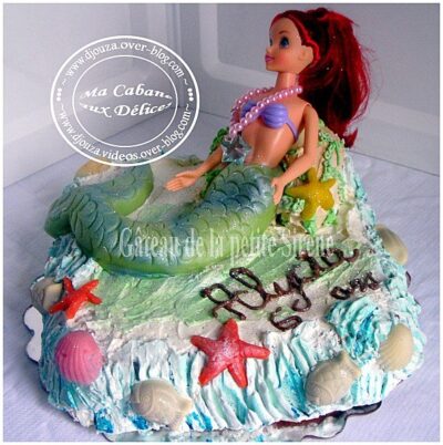 Gâteau Petite Sirène avec Poupée Ariel pour Anniversaire