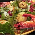 Salade du Pêcheur aux fruits de mer, gambas et noix de Saint-Jacques