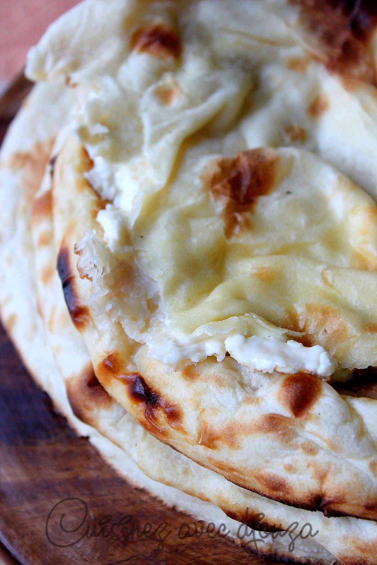 Cheese Naan Ou Naans Au Fromage | La Cuisine De Djouza