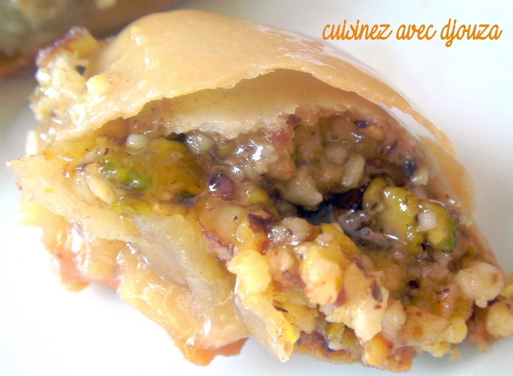 Gateau oriental mhancha amandes pistaches, gateau ramadan