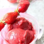 Glace maison, sorbet a la fraise sans sorbetiere