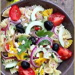 Salade de pâtes colorées à la grecque