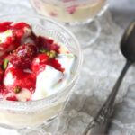 Oeuf a la neige ou ile flottante aux framboises