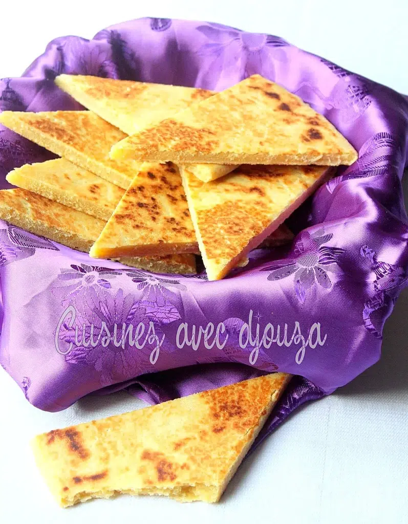 Galette kesra semoule et huile d'olive