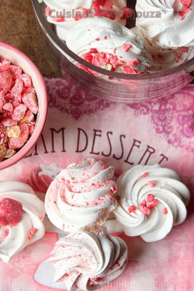 Petites meringues suisses aux pralines