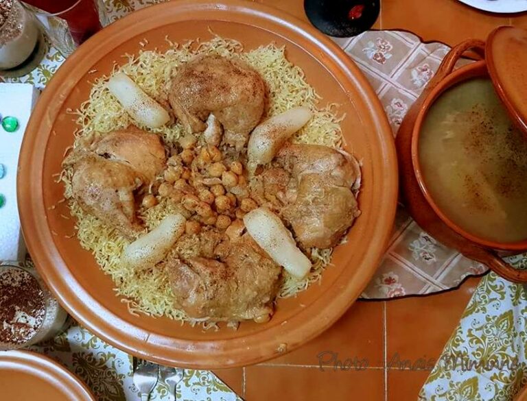 Rechta algéroise (pâtes maison en sauce blanche)