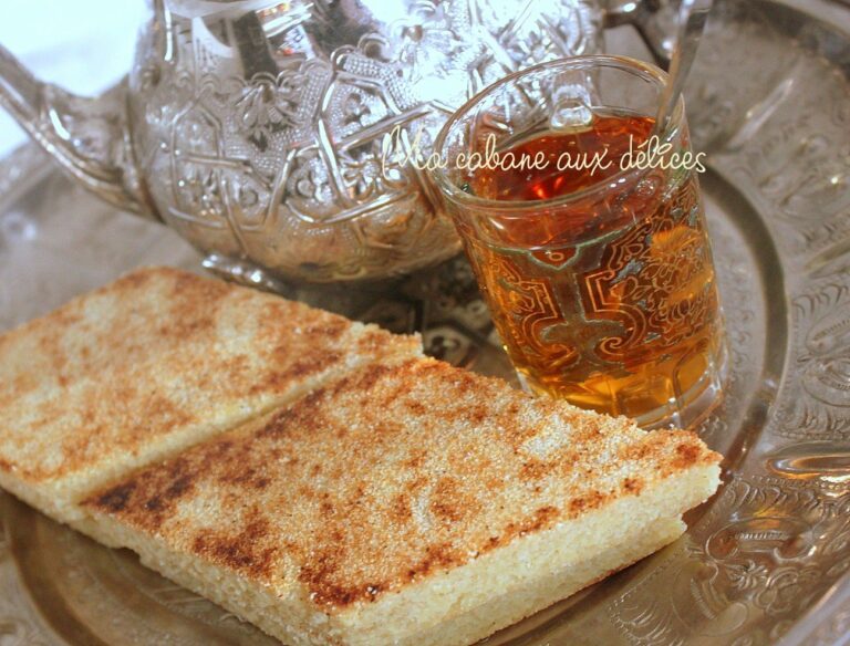 Aghroum kabyle à l'huile d'olive et semoule moyenne (de Tizi Ouzou)