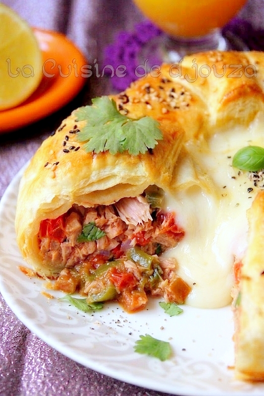 Tourte au thon et à la tomate (pâte feuilletée)
