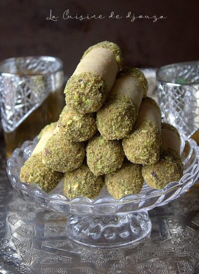 Gâteaux Cigares aux Amandes et Noix