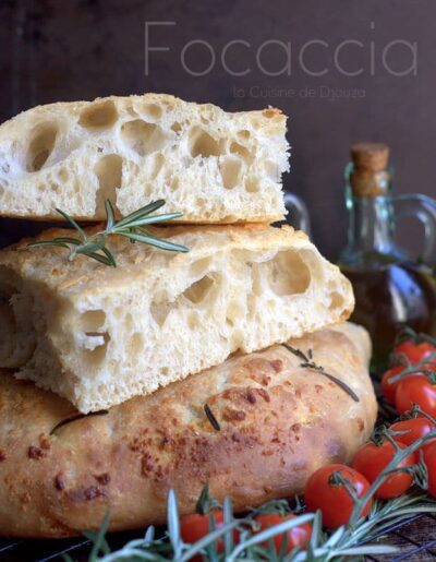 Focaccia au parmesan Ail et Romarin 