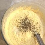 parsemer sel poivre et fromage rapé