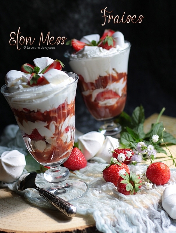 Eton Mess aux fraises et coulis de fraises