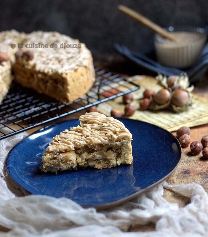 Délicieuse part de cookie géant à la pâte kinder el mordjene