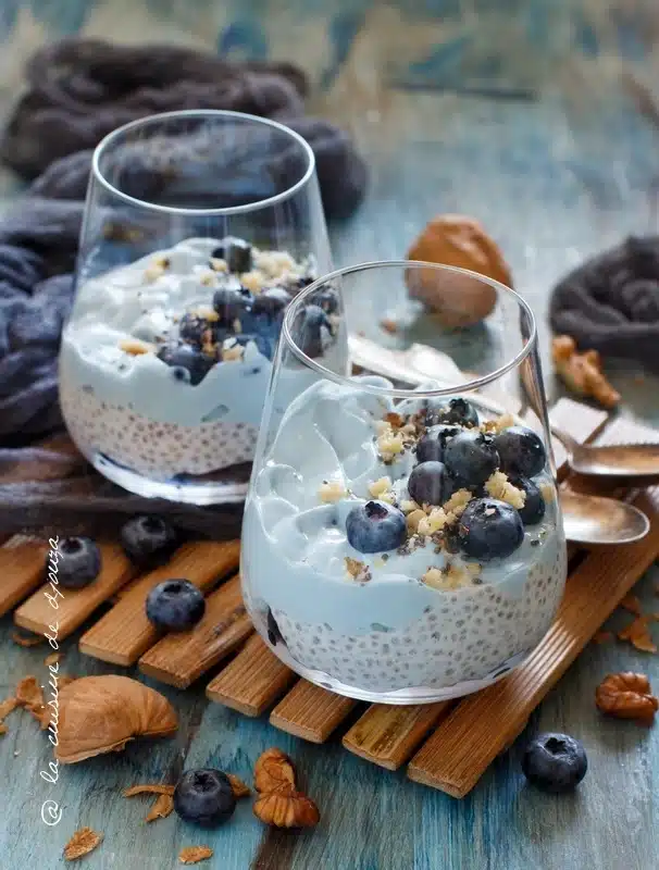 Collation saine : pudding aux graines de chia yaourt vegetal