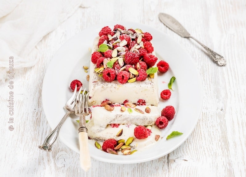 Semifreddo glacé framboises et pistaches