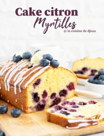 Gâteau au citron et aux myrtilles fraîches