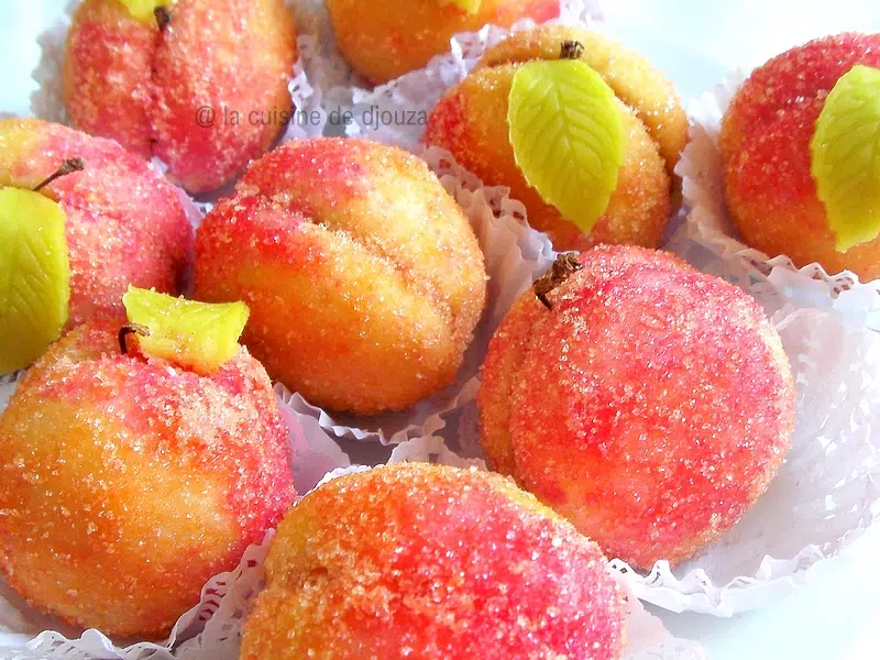 Biscuits fondants pêches présentés en caissettes