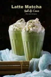 Recette de latté matcha au lait de coco et banane