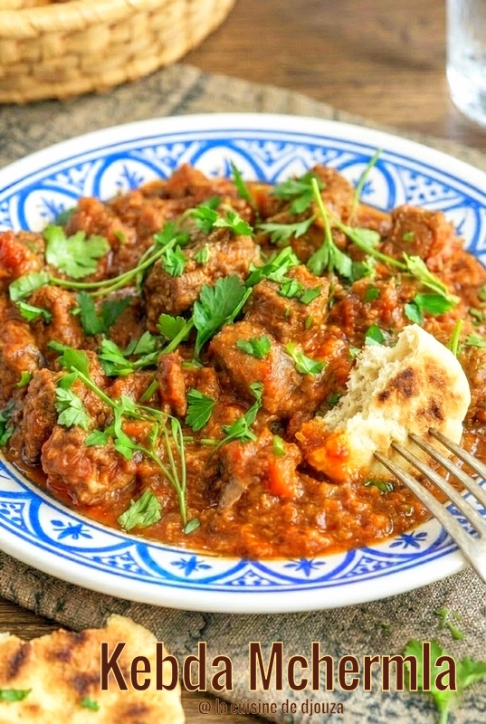 foie d’agneau mijoté dans une sauce tomate parfumée aux épices