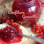 cuillère de confiture de groseille